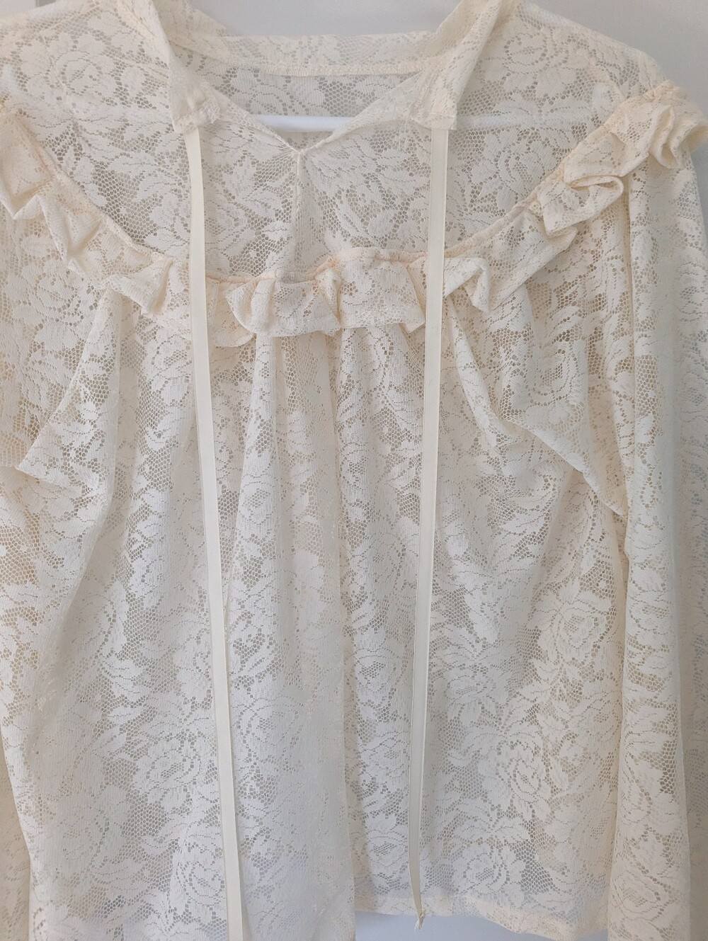 Lace Ruffle Top - Picture 5 of 7
